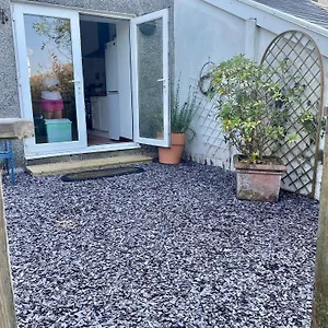Lovely In Sketty Great For And City! Holiday home